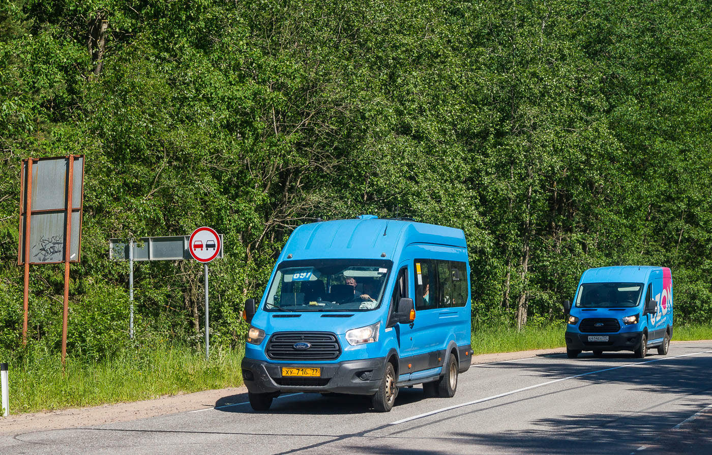 Petrohrad, Ford Transit FBD [RUS] (Z6F.ESG.) č. 9551