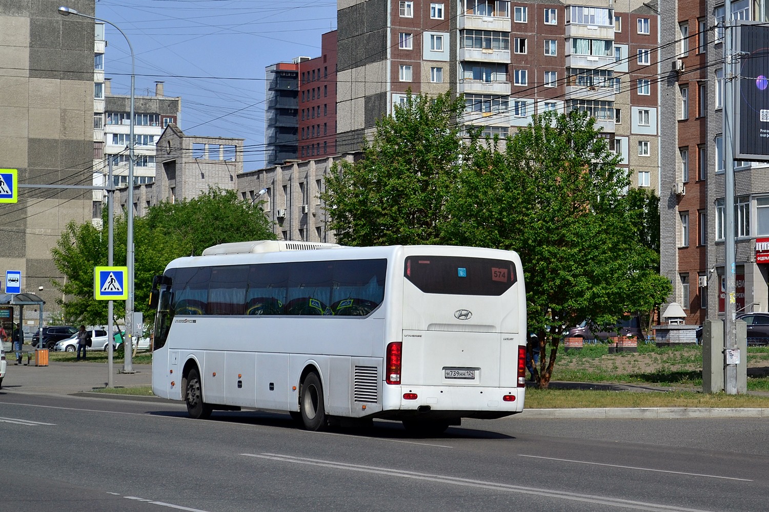 Красноярский край, Hyundai Universe Space Luxury № Н 739 НН 124