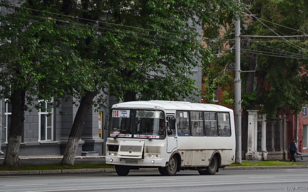 Новосибирская область, ПАЗ-32054 № Е 692 МР 154