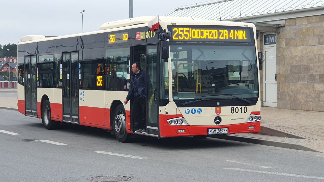 Польша, Mercedes-Benz Conecto II № 8010