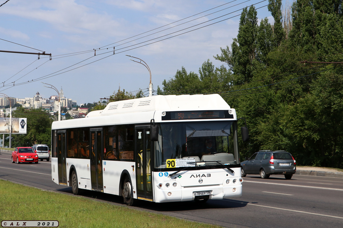 Воронежская область, ЛиАЗ-5292.67 (CNG) № Е 784 ЕР 136