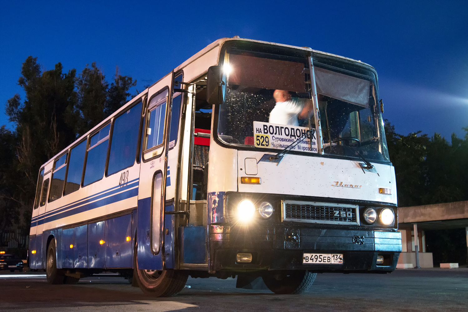 Волгоградская область, Ikarus 250.95 № В 495 ЕВ 134