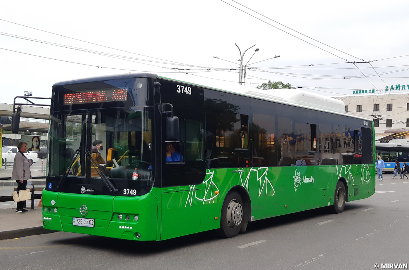 Алматы, Golden Dragon XML6125CN (Hyundai Trans Auto) № 3749