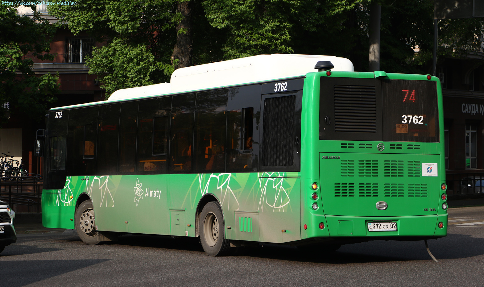 Алматы, Golden Dragon XML6125CN (Hyundai Trans Auto) № 3762 Алматы, Golden Dragon XML6125CN (Hyundai Trans Auto) № 3762