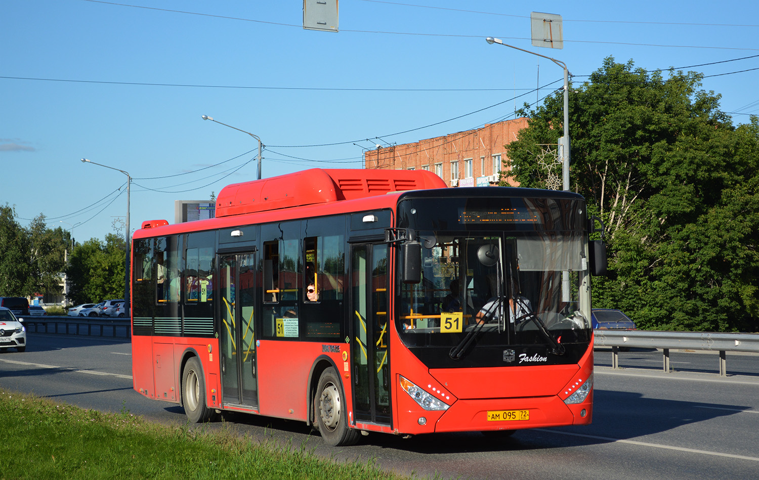 Тюменская область, Zhong Tong LCK6105HGC Fashion № АМ 095 72