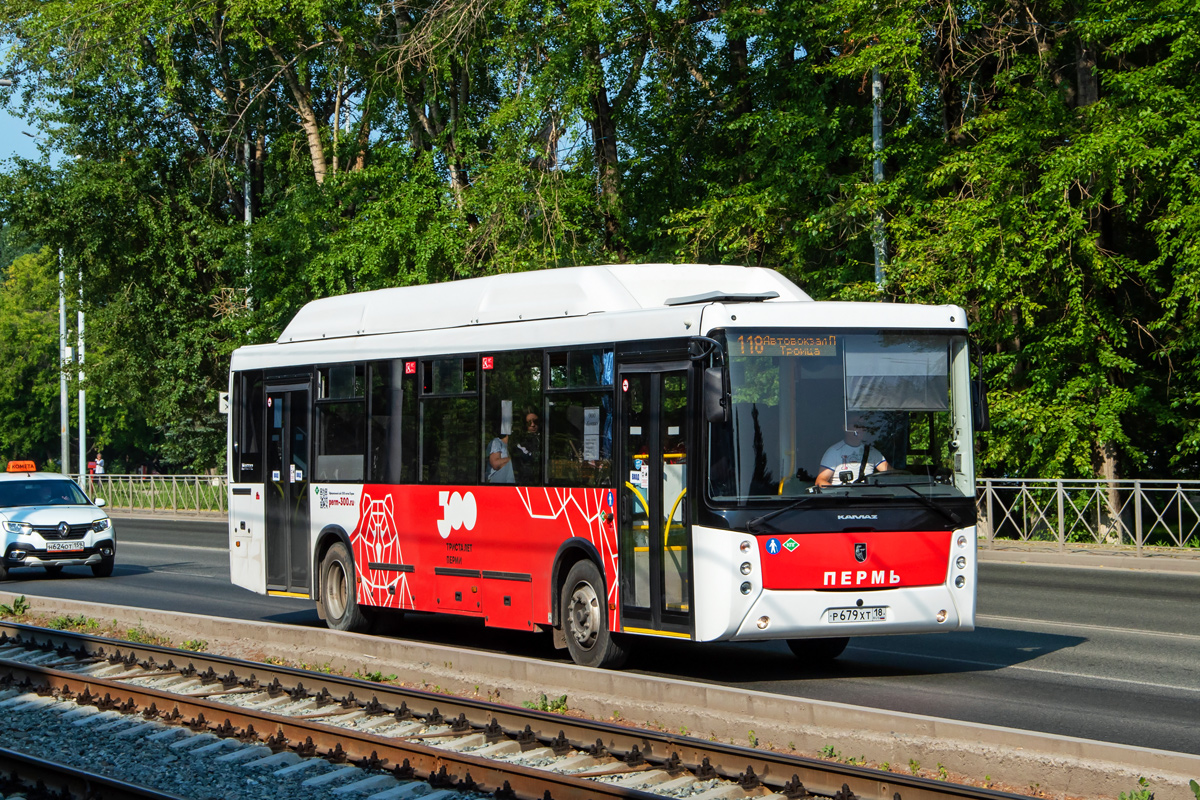 Perm region, NefAZ-5299-11-56 č. Р 679 ХТ 18