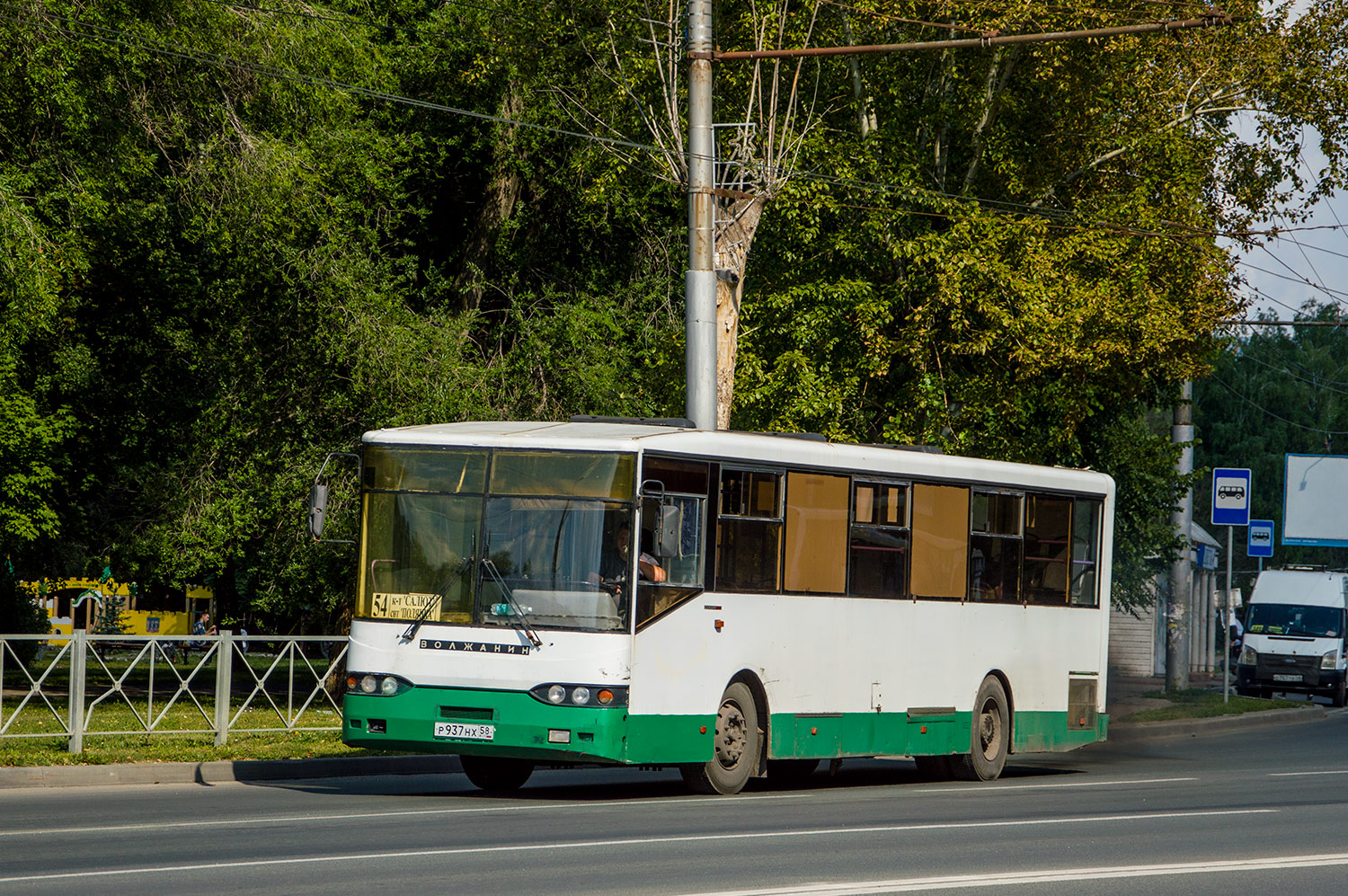 Пензенская область, Волжанин-5270-10-04 № Р 937 НХ 58