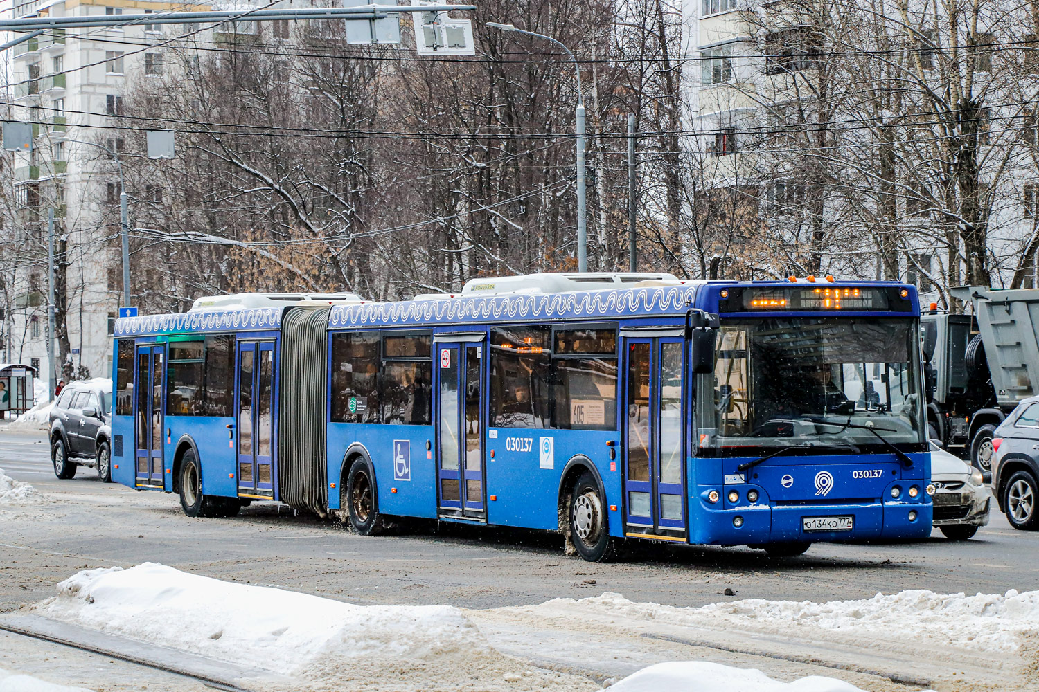 Москва, ЛиАЗ-6213.22 № 030137