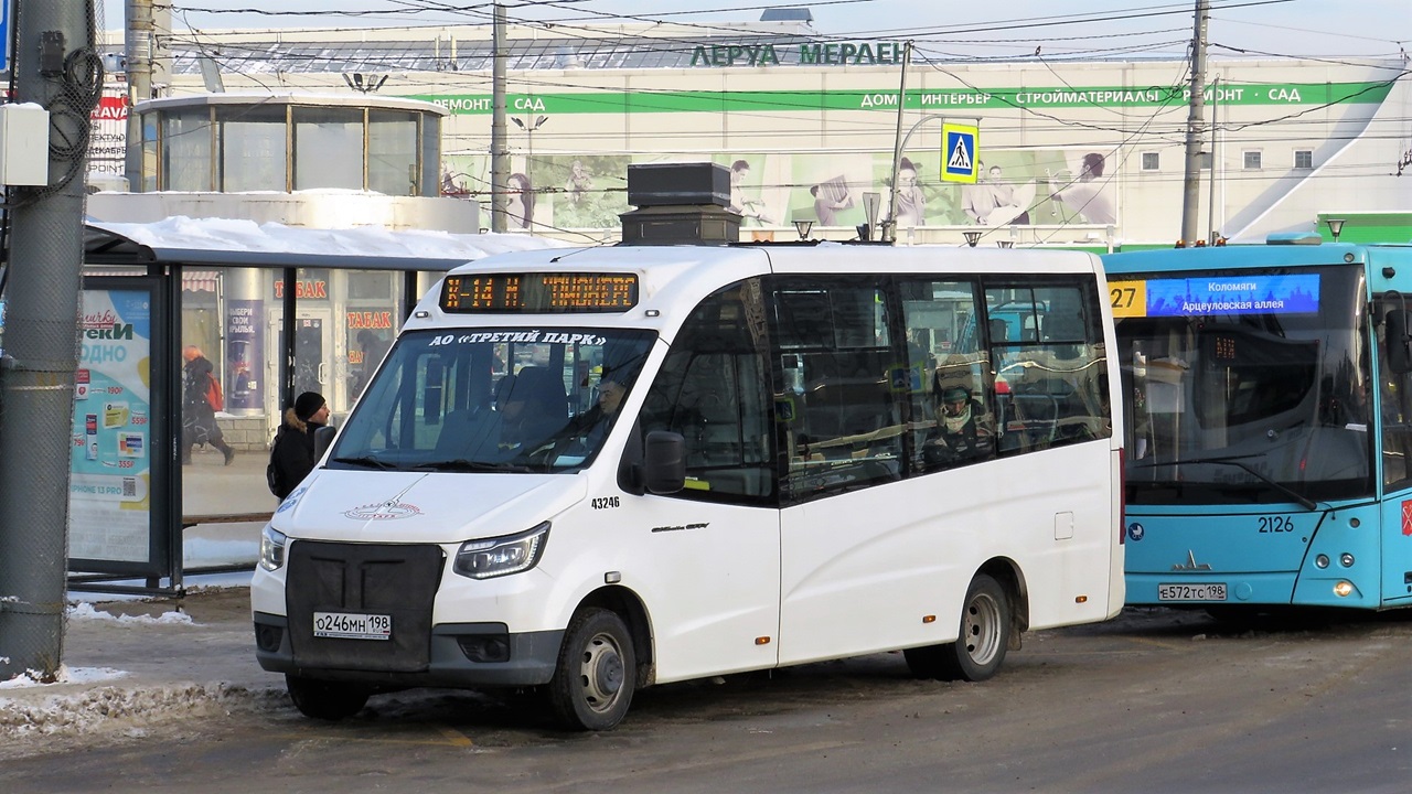 Санкт-Петербург, ГАЗ-A68R52 City № О 246 МН 198