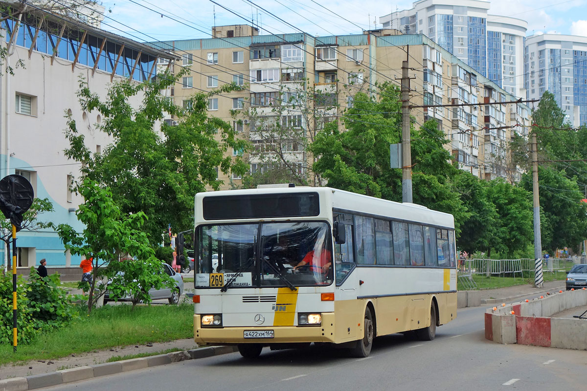 Saratov region, Mercedes-Benz O405 # А 422 ХМ 164