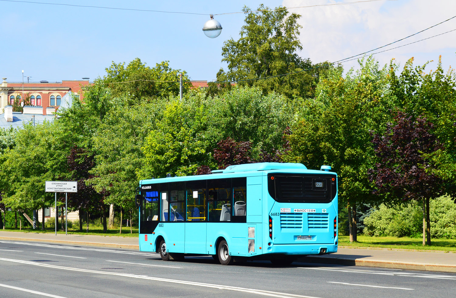 Sankt Petersburg, Volgabus-4298.G4 (LNG) Nr 6683