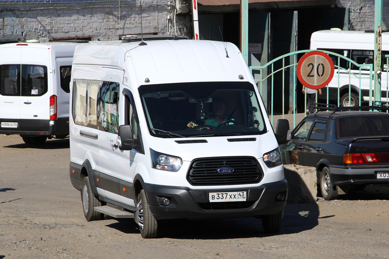 Кировская область, Ford Transit FBD [RUS] (X2F.ESG.) № х780