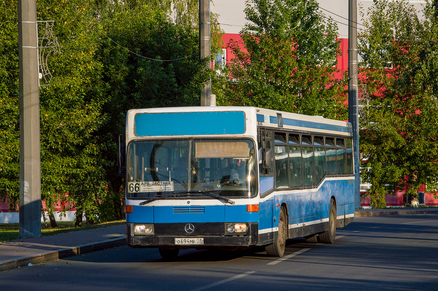 Пензенская область, Mercedes-Benz O405N2 № О 694 МК 58