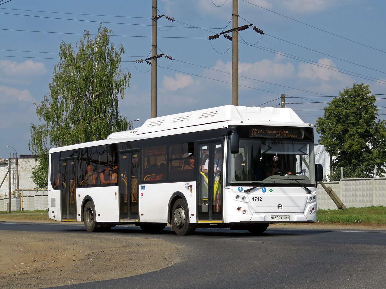 Кировская область, ЛиАЗ-5292.67 (CNG) № х712