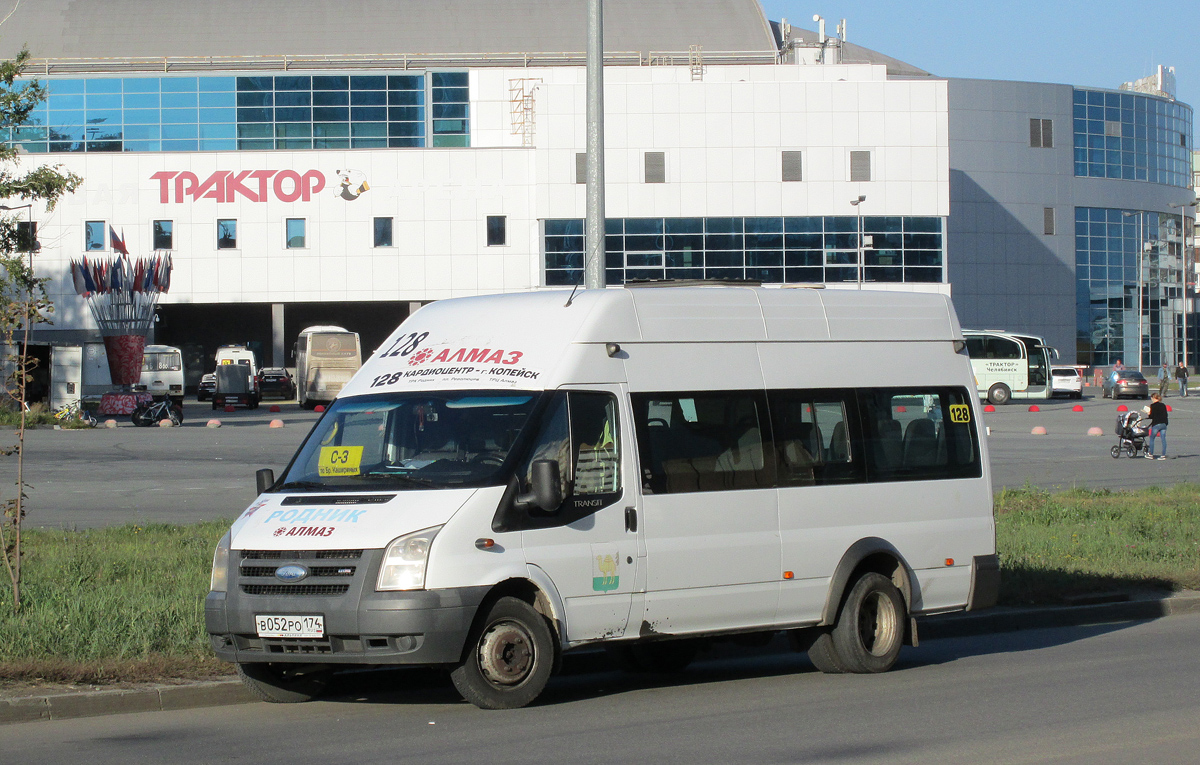 Оренбургская область, MAN R07 Lion's Coach RHC444 № У 187 ТС 56; Челябинская область, Нижегородец-222709  (Ford Transit) № В 052 РО 174