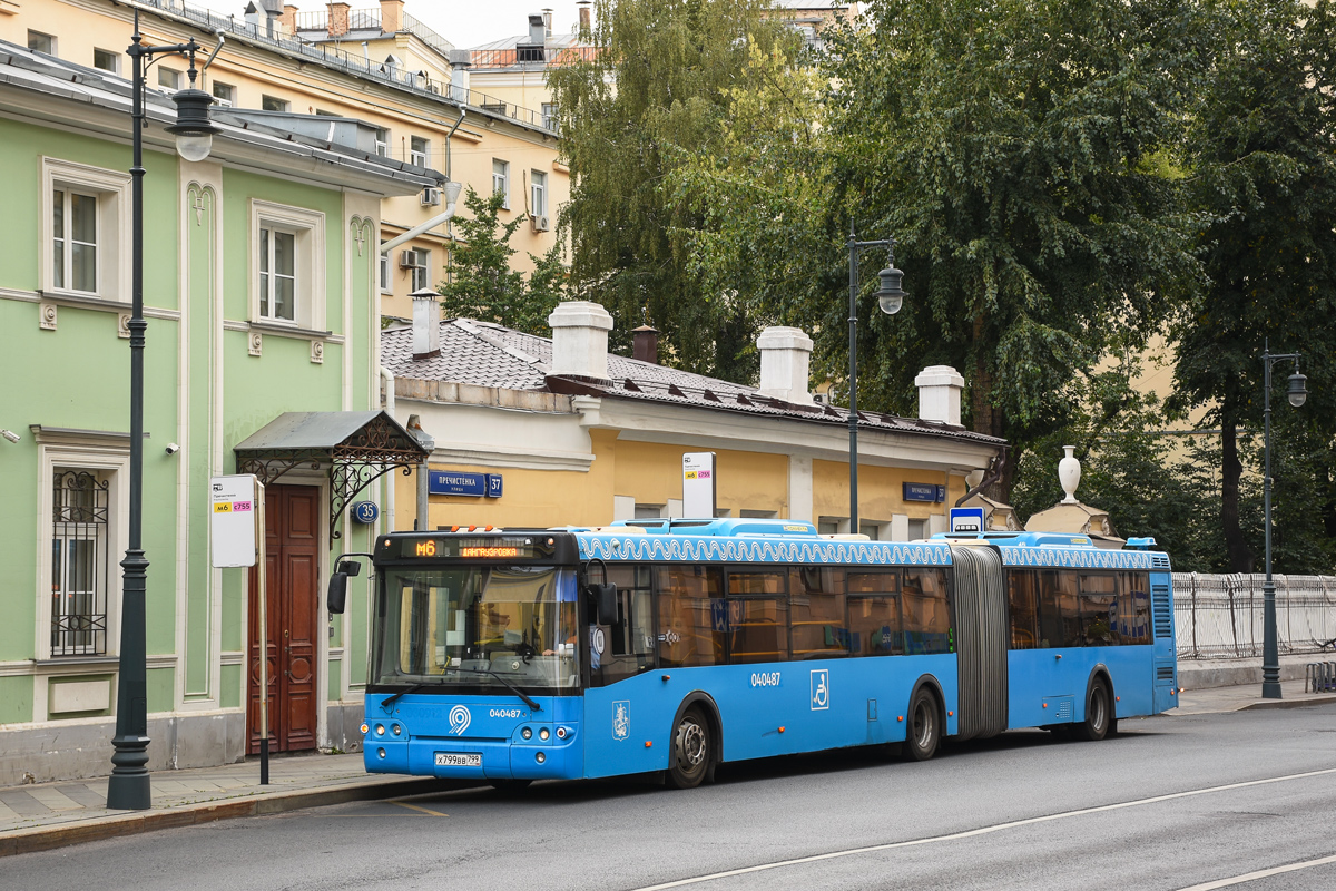 Москва, ЛиАЗ-6213.22 № 040487