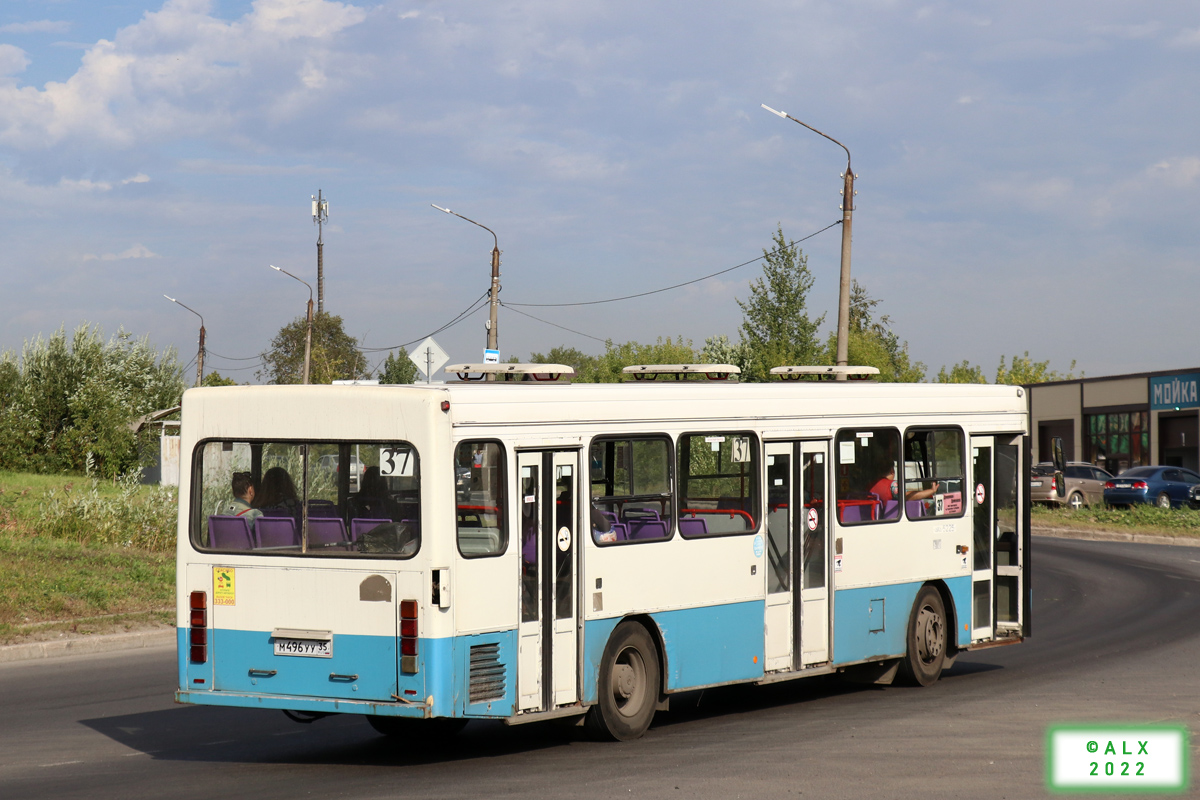 Vologda region, GolAZ-AKA-5225 č. М 496 УУ 35