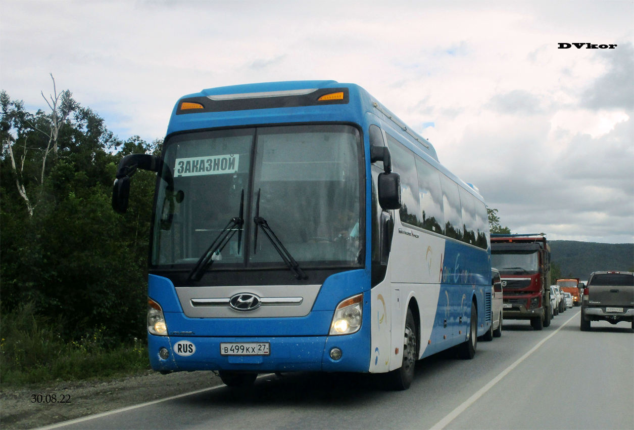 Хабаровский край, Hyundai Universe Xpress № В 499 КХ 27