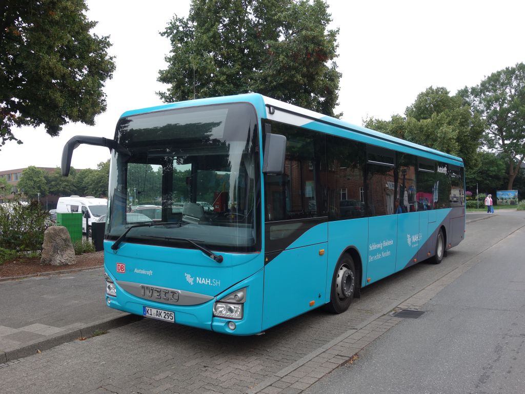 Šlesvicko-Holštýnsko, IVECO Crossway LE LINE 12M č. 14006 Šlesvicko-Holštýnsko, IVECO Crossway LE LINE 12M č. 14006