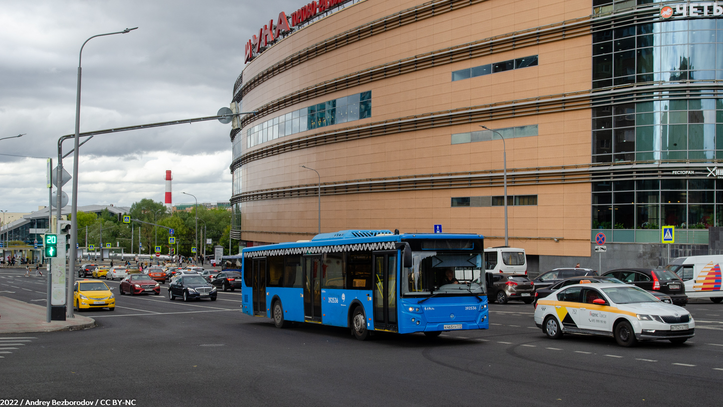 Moskau, LiAZ-5292.22 (2-2-2) Nr. 192536