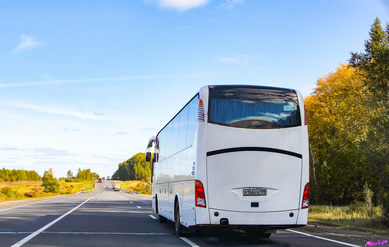 Санкт-Петербург, Yutong ZK6129H № А 166 СК 198