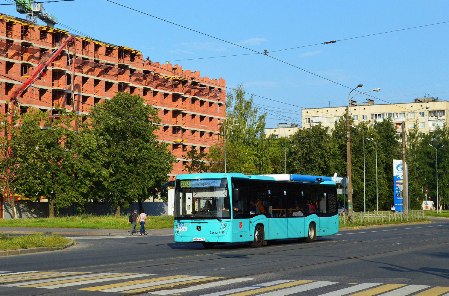 Sankt Peterburgas, NefAZ-5299-40-57 (LNG) Nr. 35614