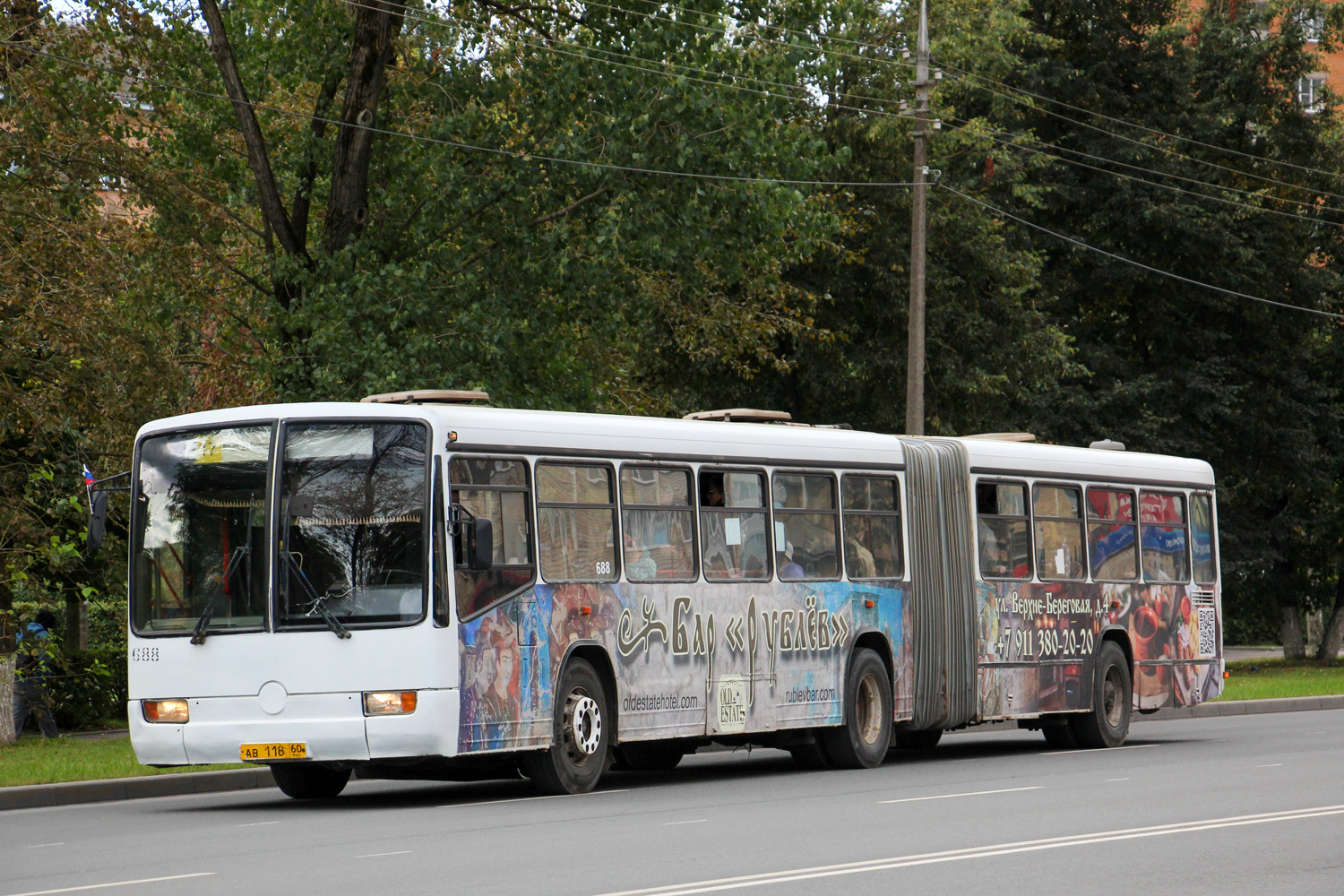 Пскоўская вобласць, Mercedes-Benz O345G № 688