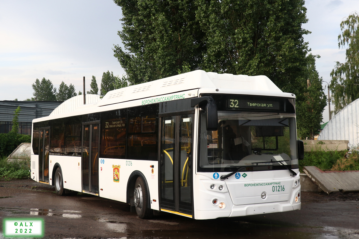 Воронежская область, ЛиАЗ-5292.67 (CNG) № 01216