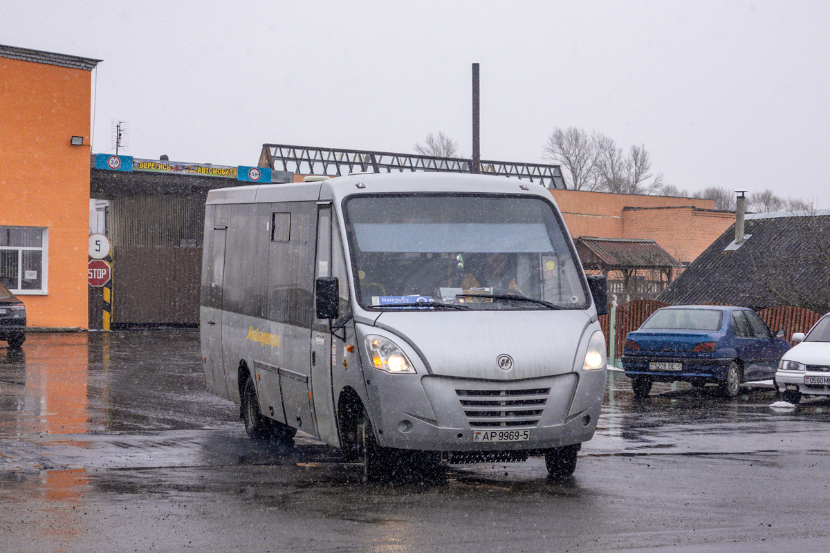 Минская область, Неман-420224-11 № АР 9969-5 Минская область, Неман-420224-11 № АР 9969-5