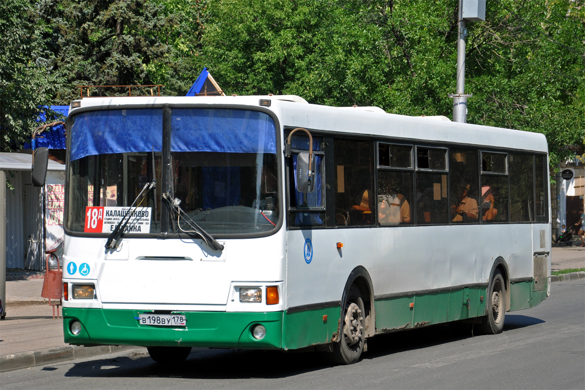 Саратовская область, ЛиАЗ-5293.53 № В 198 ВУ 178