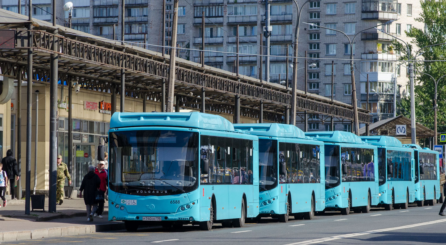 Санкт-Петербург, Volgabus-5270.G4 (CNG) № 6588; Санкт-Петербург, Volgabus-5270.G4 (CNG) № 6586