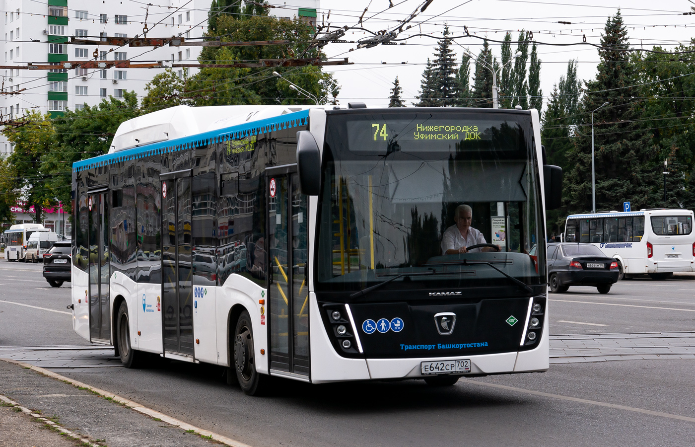 Bashkortostan, NefAZ-5299-30-57 č. 6852