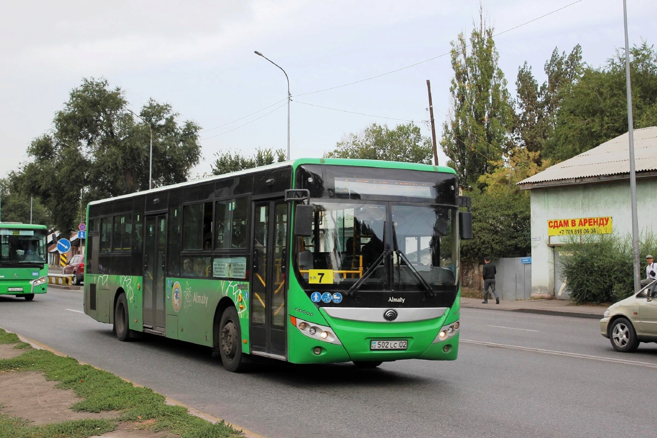 Алматы, Yutong ZK6118HGA № 502 LC 02