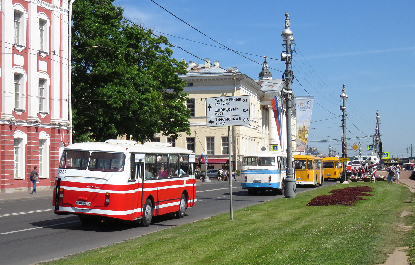 Санкт-Петербург, ЛАЗ-695Н № Р 989 ВМ 178; Санкт-Петербург — IV Петербургский парад ретро-транспорта 26 мая 2018 г.