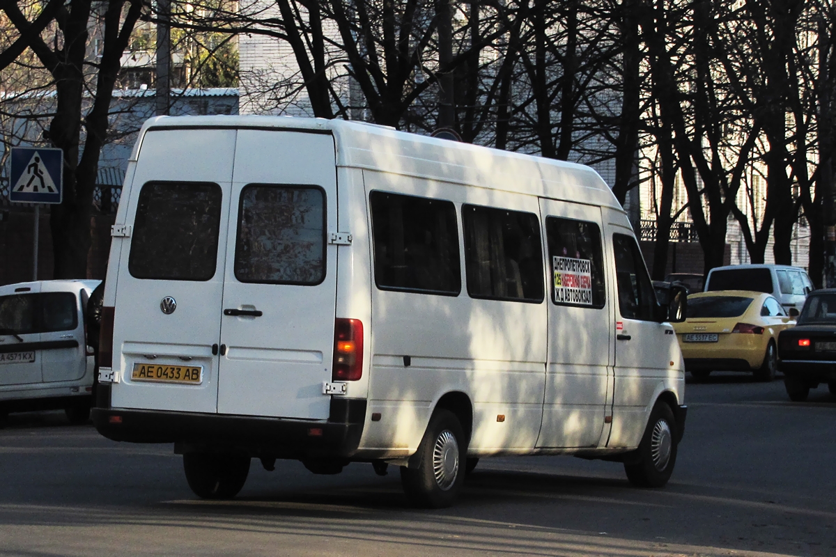 Днепропетровская область, Volkswagen LT35 № AE 0433 AB