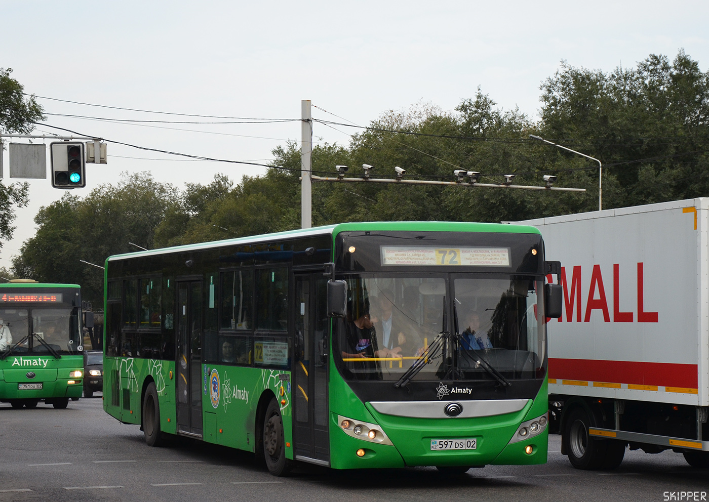 Алматы, Yutong ZK6118HGA № 597 DS 02