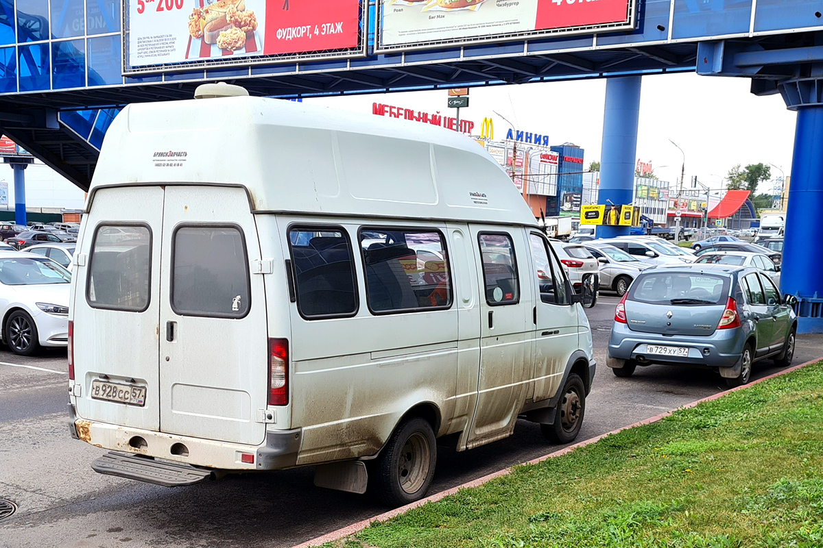 Орловская область, Луидор-225000 (ГАЗ-322133) № В 928 СС 57