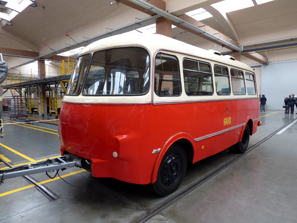 Польша, Jelcz PO1 № 608
