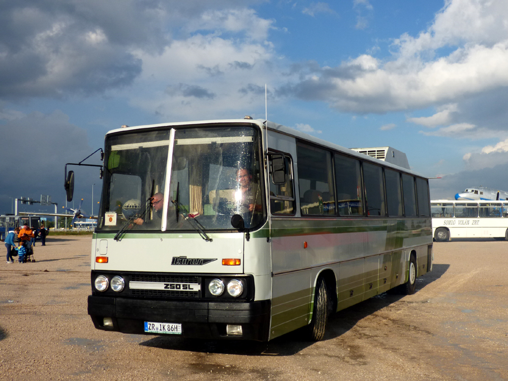 Тюрингия, Ikarus 250 № ZR-IK 86H; Венгрия — IV. Ikarus Találkozó, Aeropark (2022)