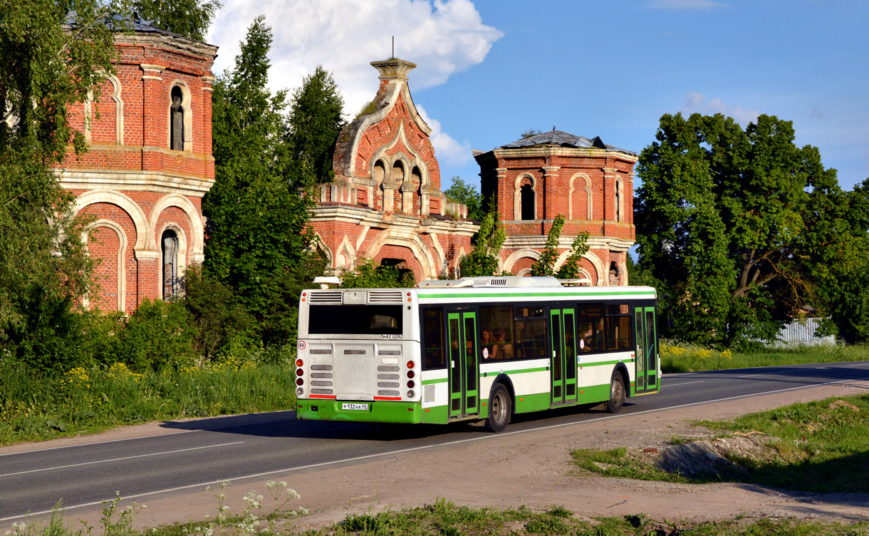 Калужская область, ЛиАЗ-5292.21 № Р 132 НА 40