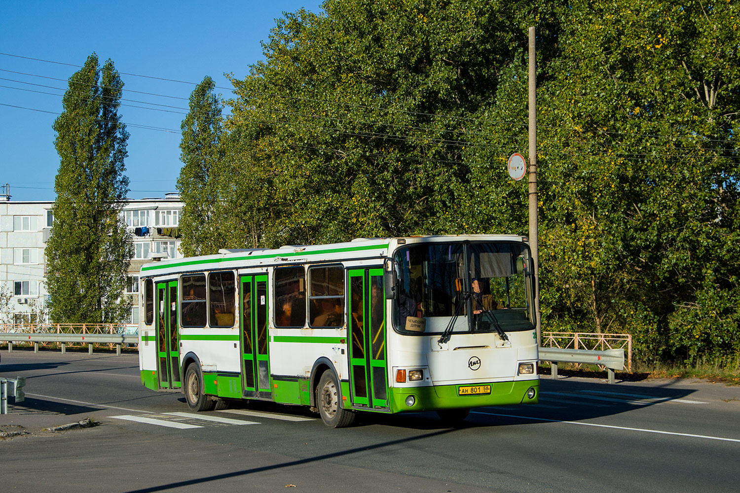 Penza region, LiAZ-5256.46 # 399