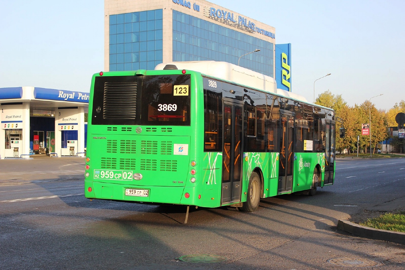 Алматы, Golden Dragon XML6125CN (Hyundai Trans Auto) № 3869