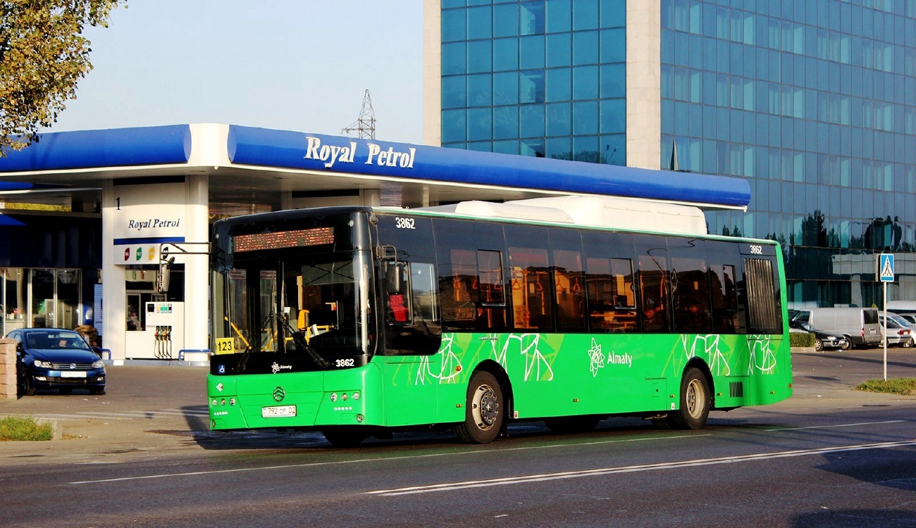 Almaty, Golden Dragon XML6125CN (Hyundai Trans Auto) č. 3862