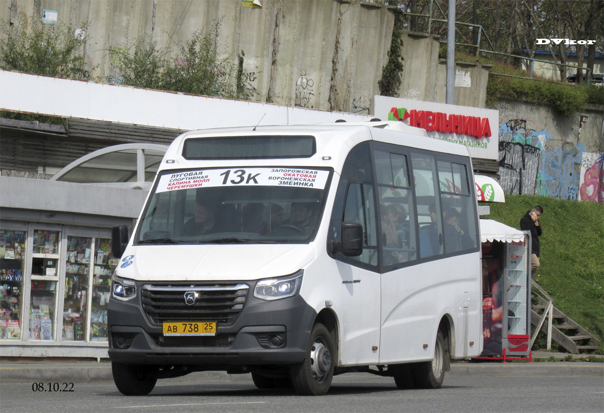 Приморский край, ГАЗ-A68R52 City № АВ 738 25