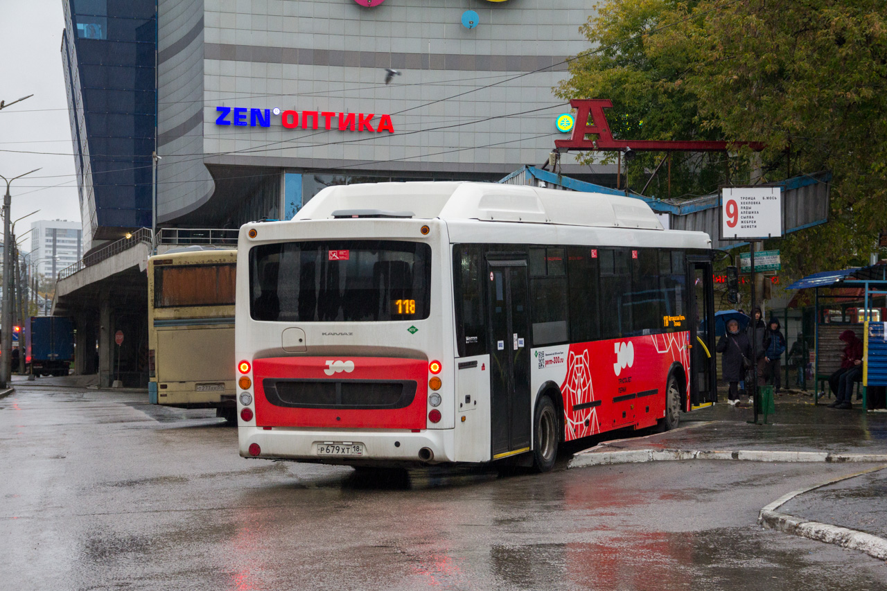 Perm region, NefAZ-5299-11-56 č. Р 679 ХТ 18