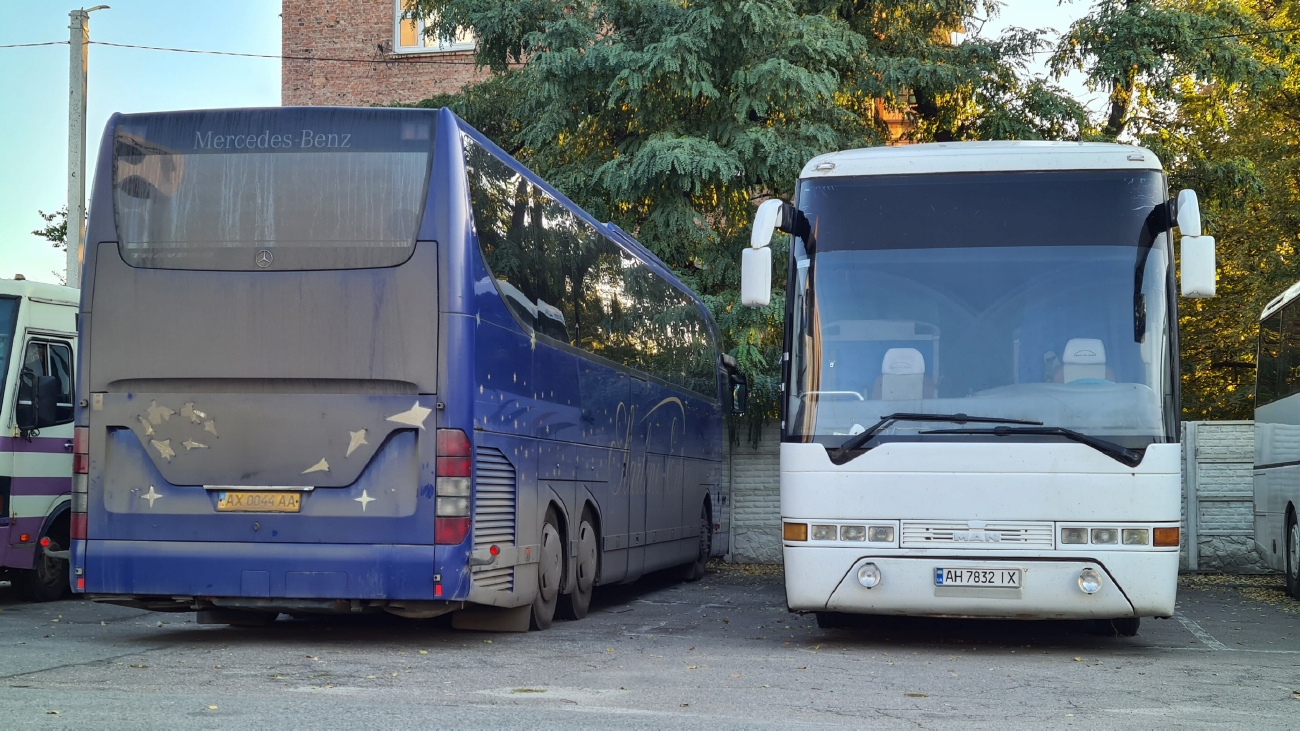 Харьковская область, Mercedes-Benz O580-17RHD Travego L № AX 0044 AA; Донецкая область, MAN A13 S2000 № AH 7832 IX