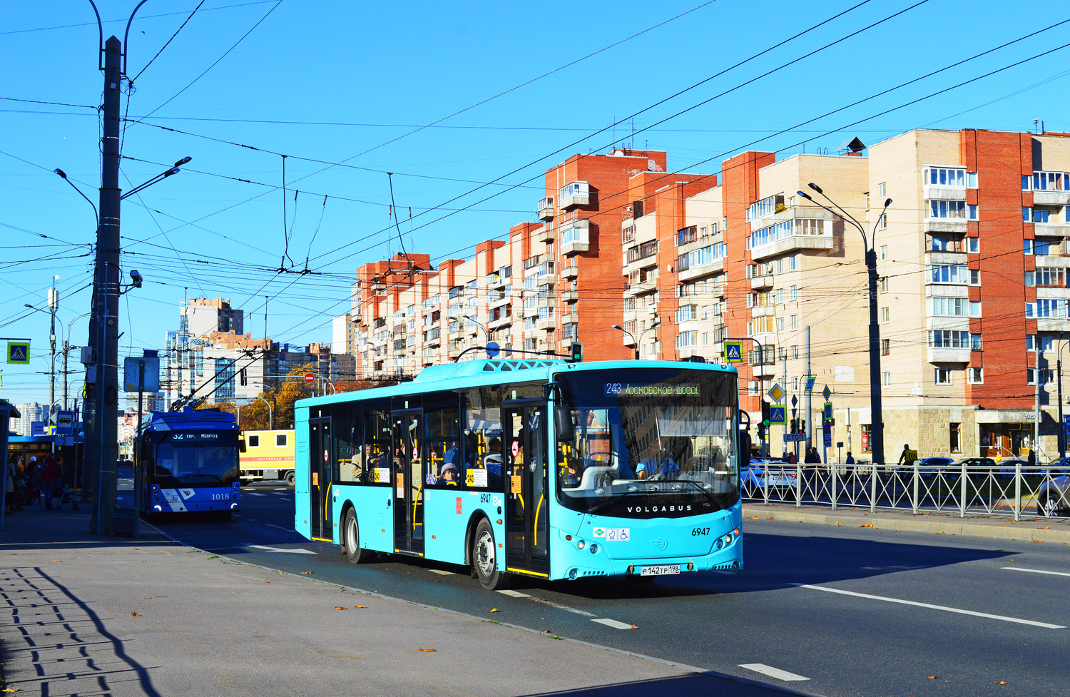 Saint Petersburg, Volgabus-5270.G2 (LNG) # 6947