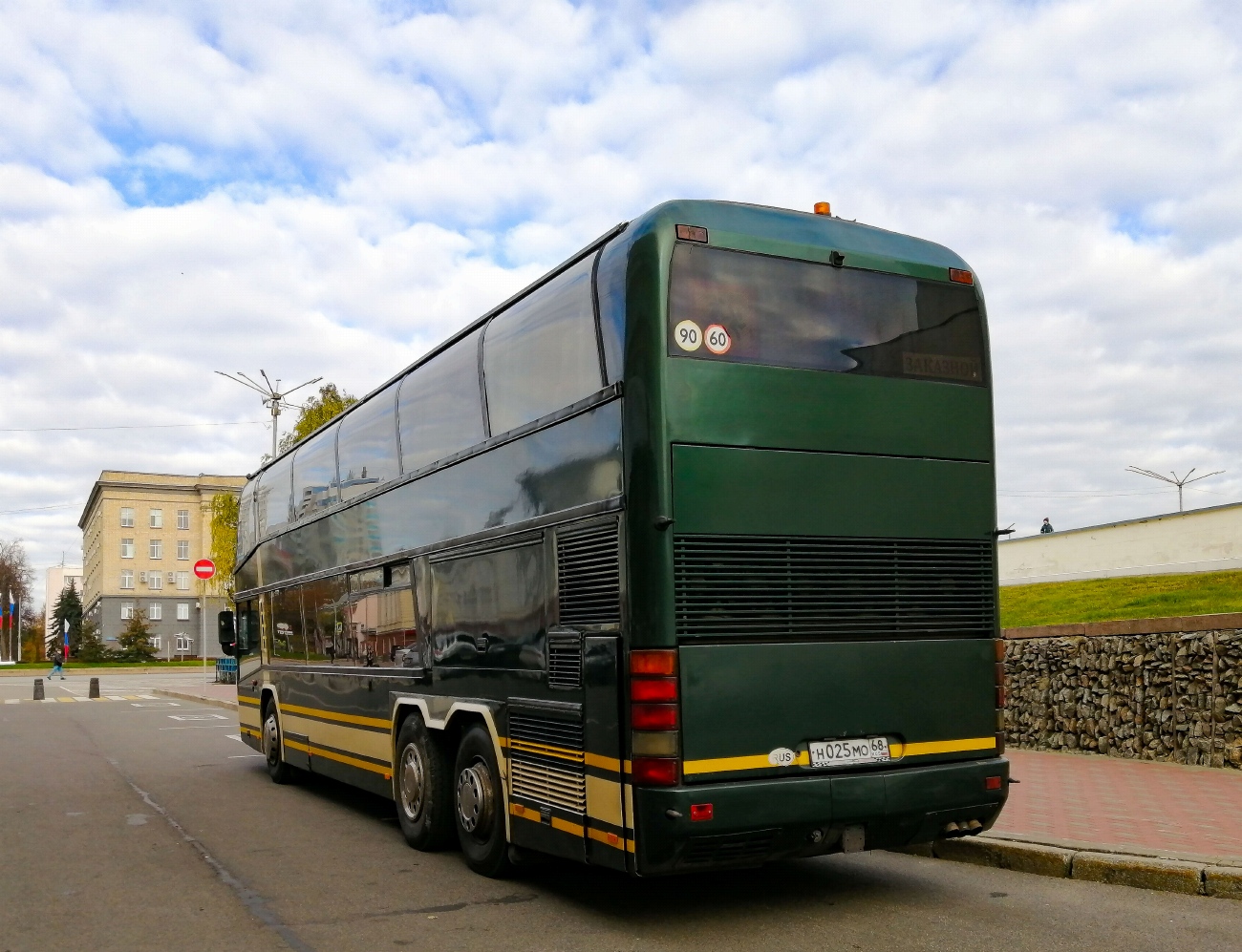 Тамбовская область, Neoplan N122/3 Skyliner № Н 025 МО 68