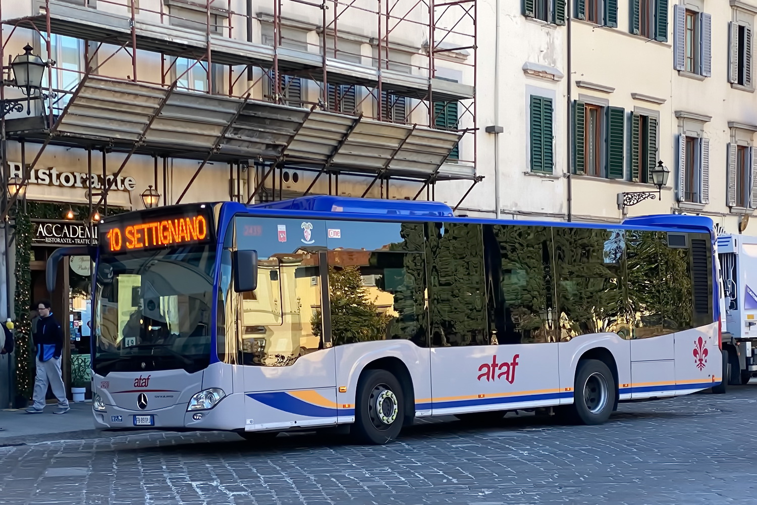 Италия, Mercedes-Benz Citaro C2 K № 2439