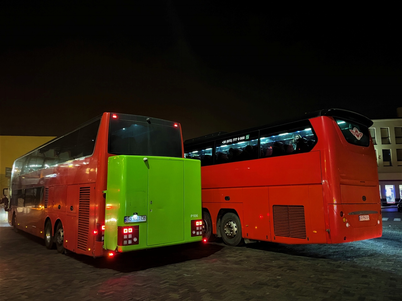 Тернопольская область, Van Hool TD927 Astromega № BO 1027 CB; Черновицкая область, Plaxton Elite i № CE 9962 EH